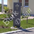 Hausnummer als Stele aus Edelstahl