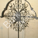 Grabkreuz aus Eisen geschmiedet mit Türe, Größe 170x15cm Nr. 846