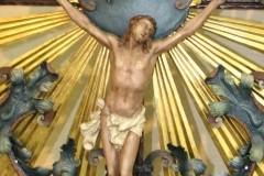 Kreuz-Korpus-mit-Strahlen