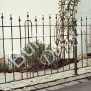 Gartenzaun mit filigrauen Füllstöben geschmiedet, verzinkt und lackiert